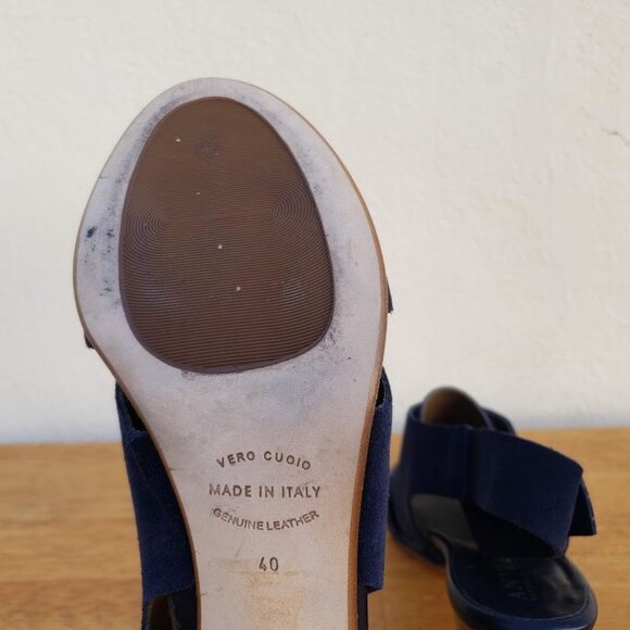 5/$100 SALE - Anyi Lu Blue Suede Athena Wood Heel Dress Sandal - Picture 9 of 9